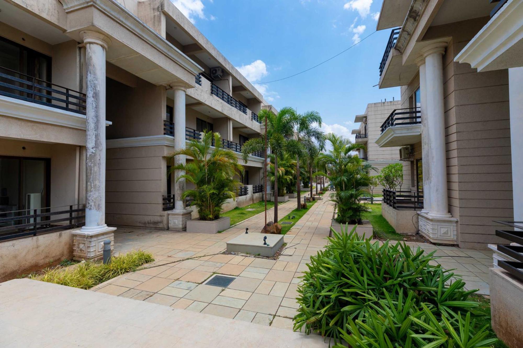 Vivaant Retreat And Conventions Hotel Igatpuri Ngoại thất bức ảnh
