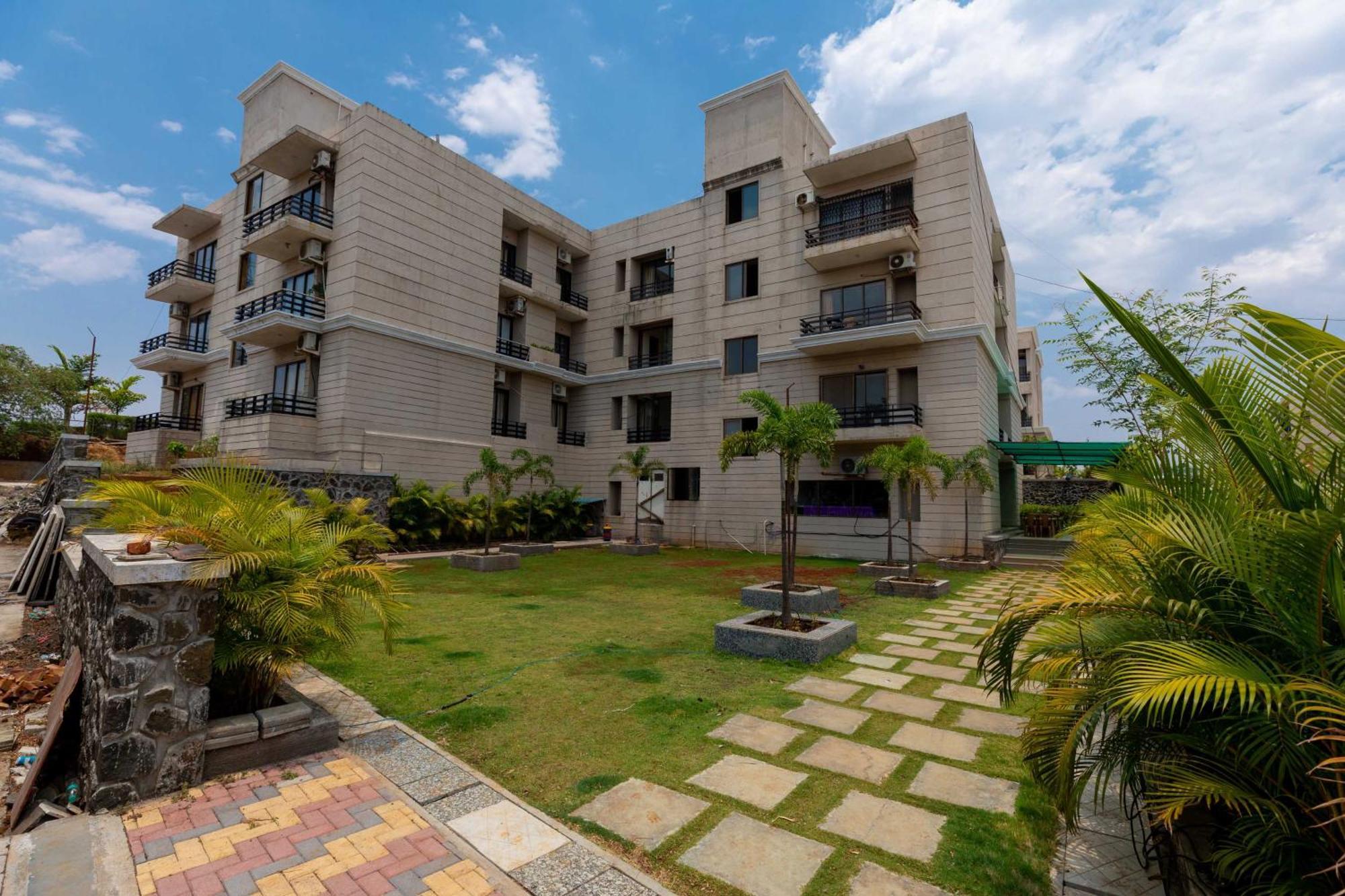 Vivaant Retreat And Conventions Hotel Igatpuri Ngoại thất bức ảnh