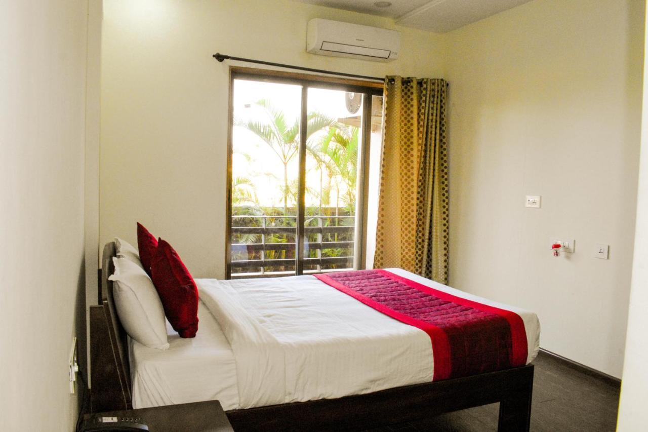 Vivaant Retreat And Conventions Hotel Igatpuri Ngoại thất bức ảnh